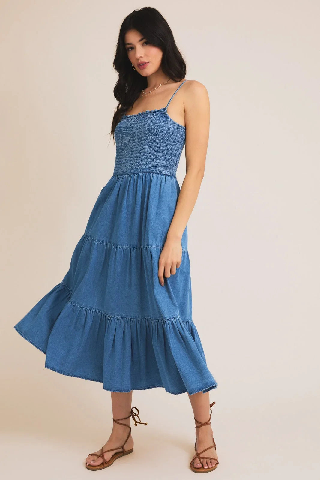 SLEEVELESS SMOCKED TOP TIERED DRESS