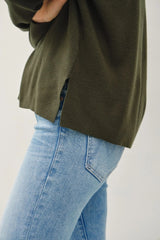 RELAXED V-NECK SWEATER WITH CENTER SEAM